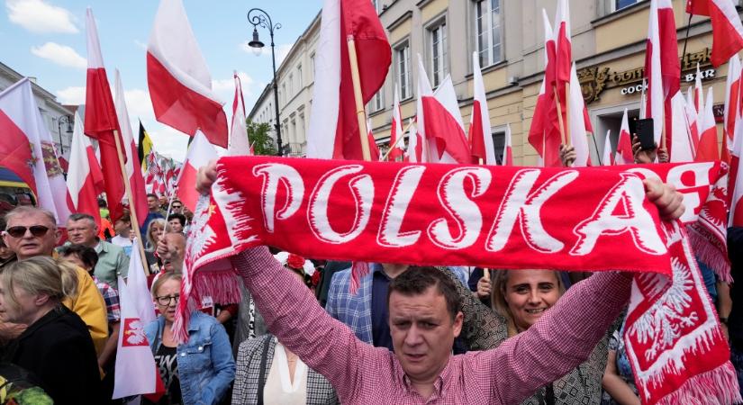 Ma van a lengyel elnekválasztási kampány utolsó napja. Vasárnap jön a nagy csata