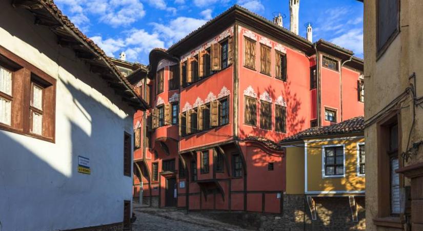Ez a ritkán emlegetett európai város tele van látnivalókkal: képeslapra illik a mesebeli Plovdiv