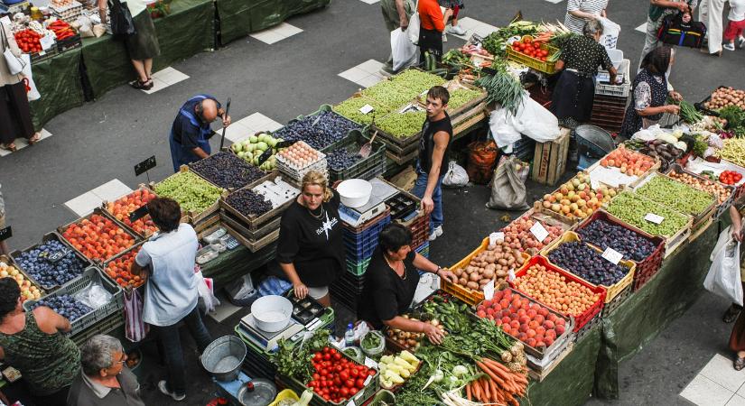 24:hu: Kommandósokkal csapott le az adóhatóság a Nagybani Piacra szerdán