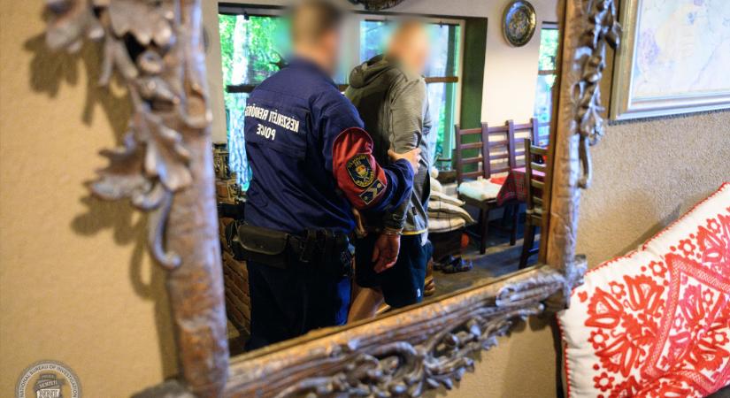 Fedőtevékenységként adott munkát a javítóintézet igazgatója annak a két lánynak, akiket prostituáltként futtatott