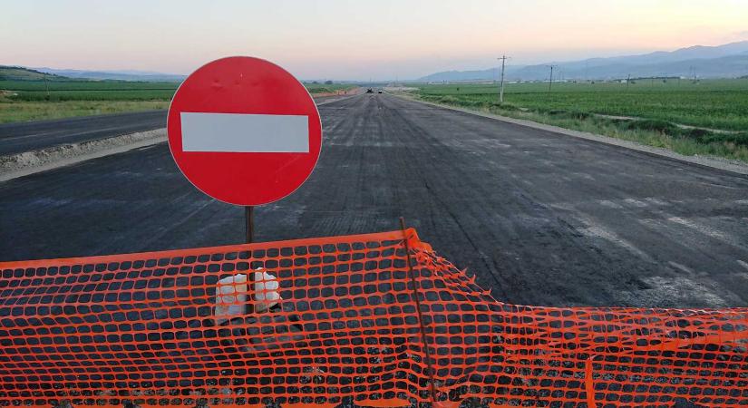 Székelyföldi autópálya: a megkötött szerződés felbontását kéri a kivitelező
