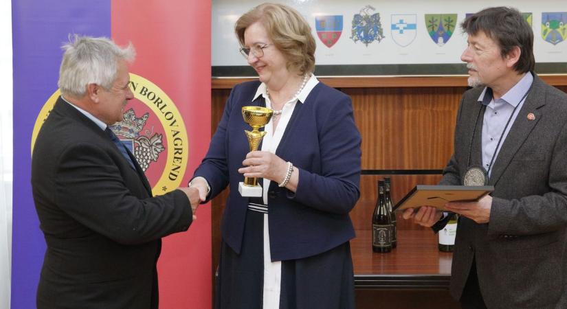 Fejér Vármegye Bora címért versengtek a borászok
