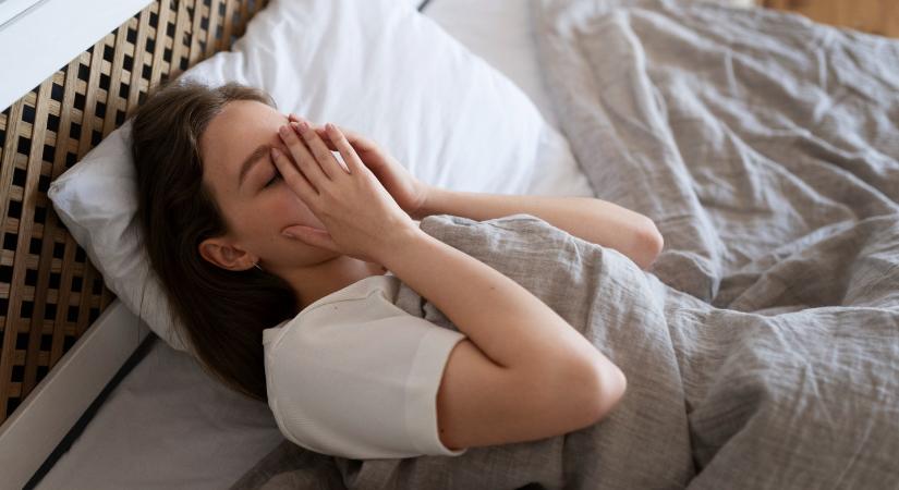Ezekre a tünetekre ébred éjszaka? A rák jelei lehetnek