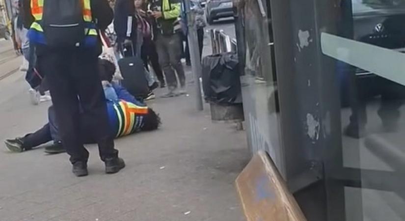 Leteperték a BKK rendészet női munkatársát a Blaha Lujza téren, kollégája végignézte az egészet