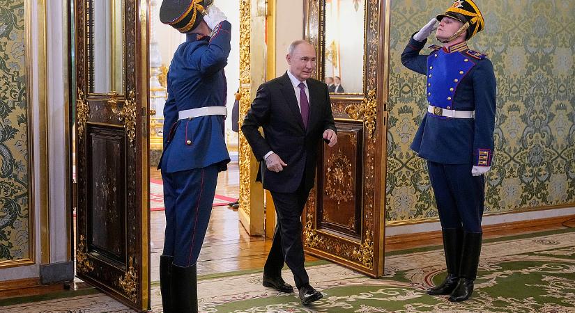 Szívszorító „meglepetéssel” készülnek a hétfői tárgyalásra Putyinék