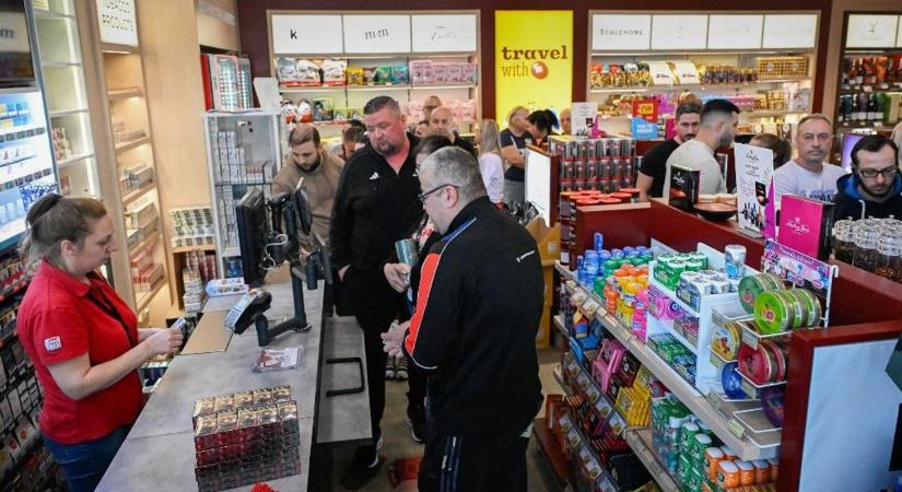 Rosszat sejt Bulgária, gőzerővel készülnek az euróra és a spekulációs áremelésekre