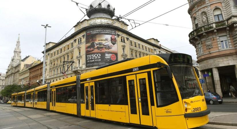 Döbbenetes jelenet a Blahán: leteperték a BKK egyik női munkatársát, miközben társa csak állt és nézte (VIDEÓ)