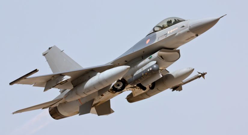 Jutalmat kaptak azok az orosz katonák, akik lelőtték az első F-16-ost