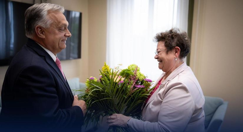 Orbán Viktor az ország leghíresebb Cecíliáját köszöntötte