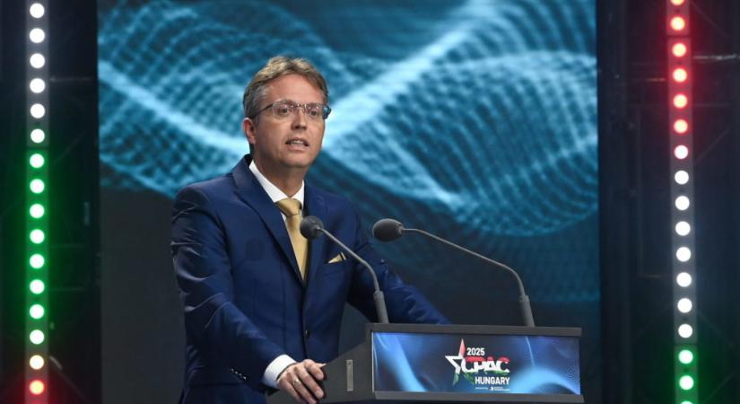 Hankó Balázs: Brüsszel Európa gyökerét akarja eltörölni
