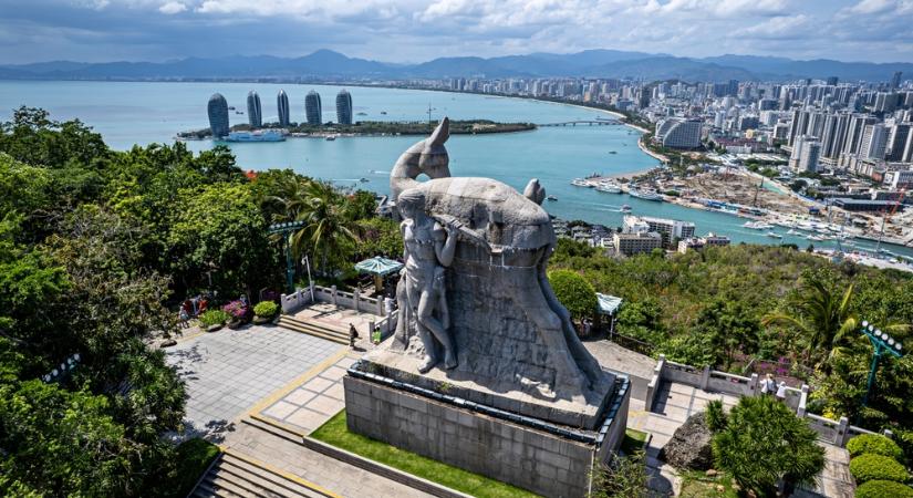 Hainan tárt karokkal várja a magyarokat