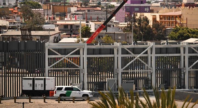 Döntött az amerikai Legfelsőbb Bíróság: Donald Trump kitoloncolhat több száz ezer bevándorlót