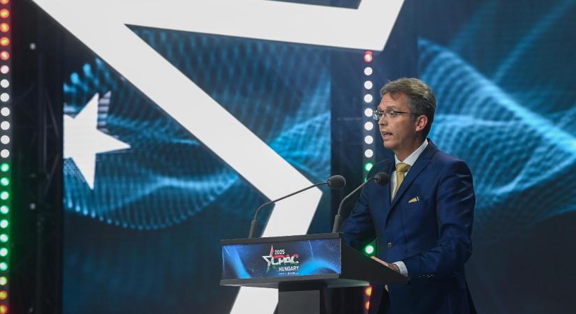 Hankó Balázs: Érzik a vesztüket és kapálózva hangoskodnak az abnormalitás kirekesztő világának rabszolgái