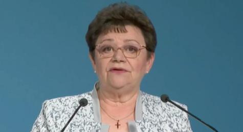 Nyugdíjba megy Müller Cecília, akit Orbán szerint egycsapásra megszeretett az ország