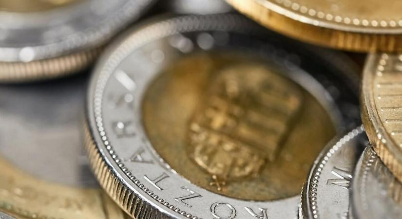 A forint pénteki hangulatba került – nézze meg, mit művelt!