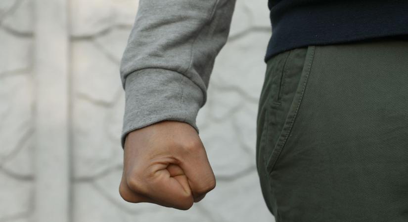 15 év fegyház a pedofilnak - Tucatszor molesztálta a 11 éves kislányt