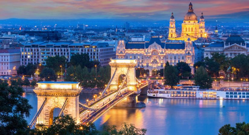 Ha nem vehető be Budapest, akkor inkább pusztuljon el?