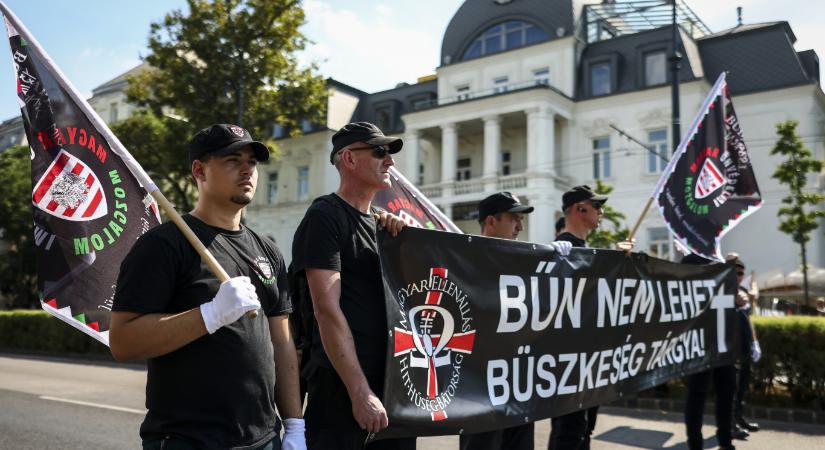 Novák Előd is felszólal a meneten, amely gyakorlatilag Kárpátalja visszaszerzésére biztatja a kormányt