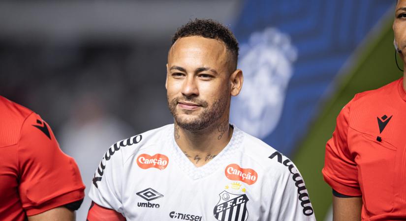 Neymar nagy bejelentésre készül – ekkor dönt a jövőjéről