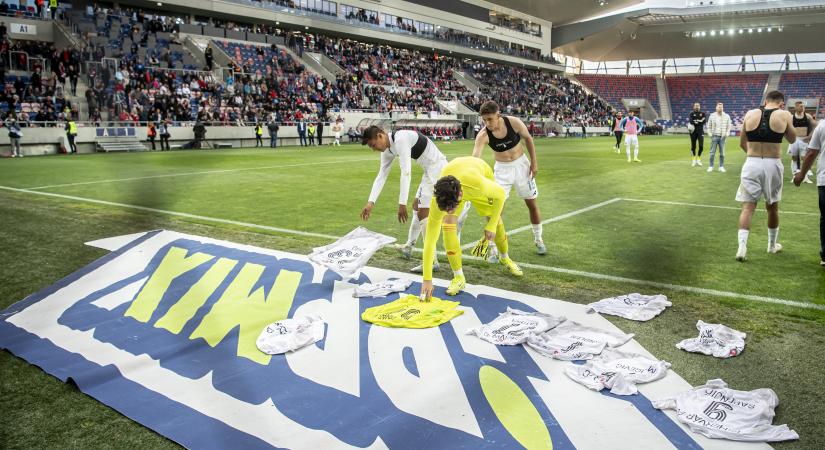 A városháza közgyűlésén tárgyalták a Fehérvár FC ügyét