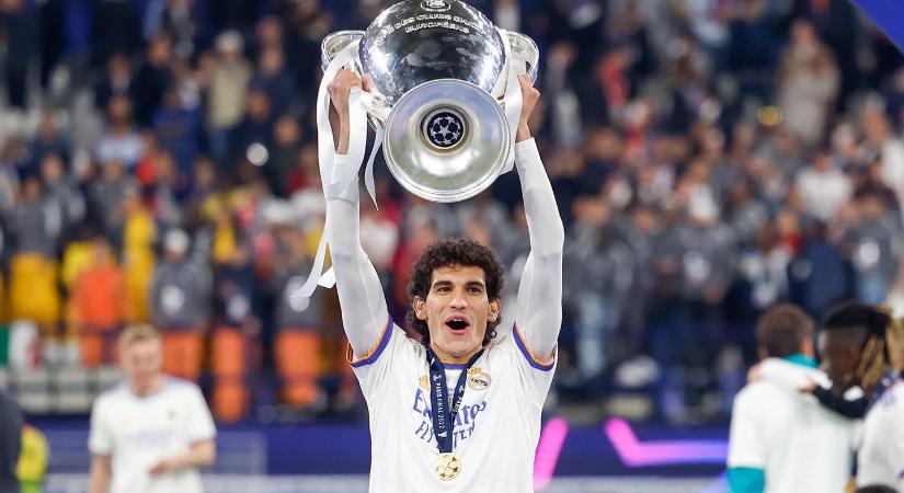 Itt a hivatalos bejelentés: a Real Madrid elköszönt a kétszeres BL-győztes játékosától
