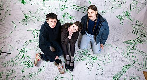 Izgalmas art-rock elixír - a Wombo Budapesten is bemutatja új lemezét