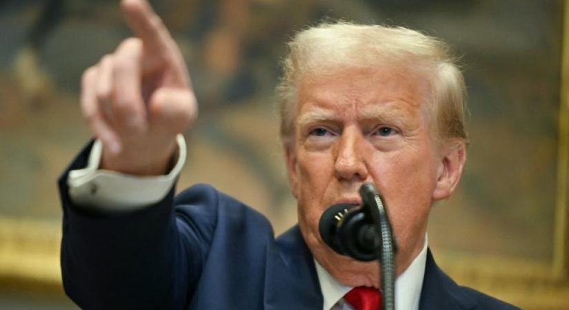 Próbálják menteni a menthetőt: az amerikai elnök házassági tanácsot adott Macronnak
