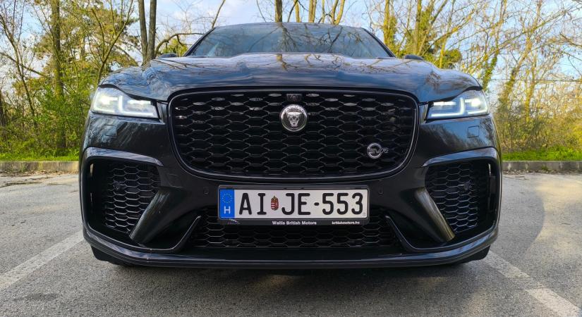 Halotti torral búcsúzik az utolsó üvöltő Jaguar