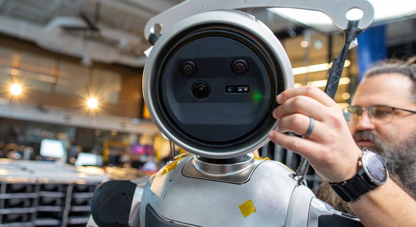 Így látja a világot a Boston Dynamics humanoid robotja
