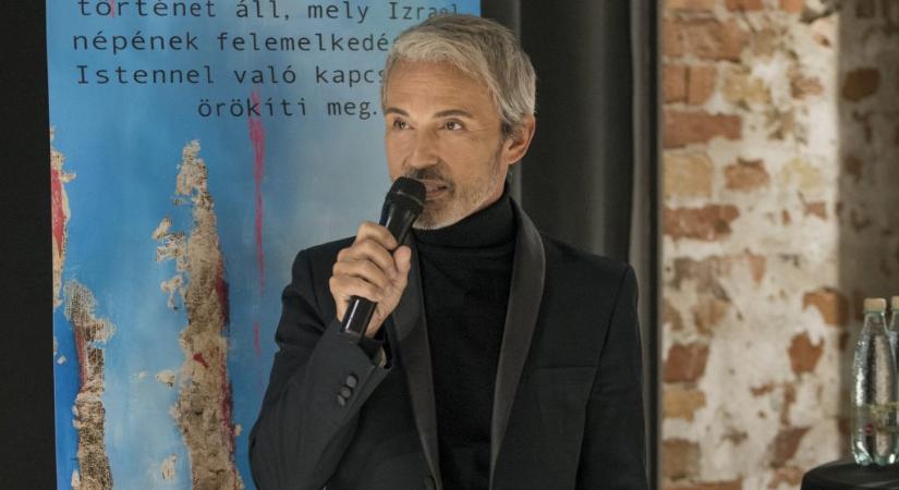 Náray Tamás: Magyarországon őrületes félreértések vannak a szivárványjelkép körül