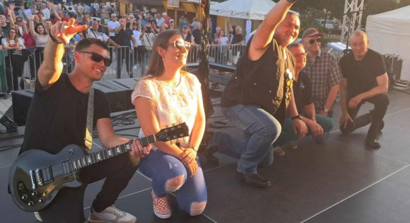 MoBillBox: Élő rockzenével ünnepelték a Város Napját Nagykanizsán