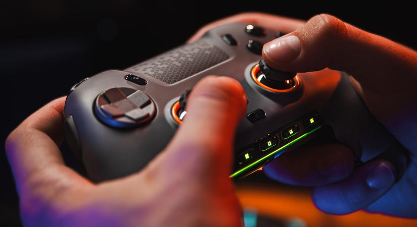 SCUF - Hall-effekt technológiával frissült az Envision és a Reflex széria
