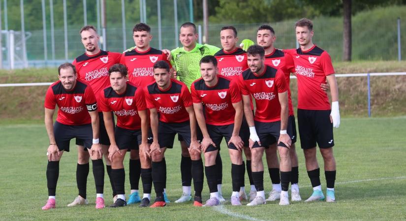 Törött kézzel is vállalja a játékot a szezon végén a baranyai támadó