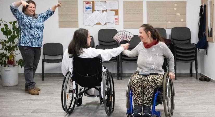 Kerekesszékes akadálypályán próbálhatjuk ki magunkat