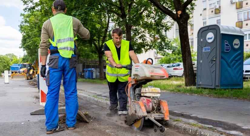Folytatódnak a nagyfelületű útfelújítások Debrecenben
