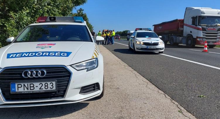 Nagy a baj az M7-esen, 14 ember szenvedett balesetet