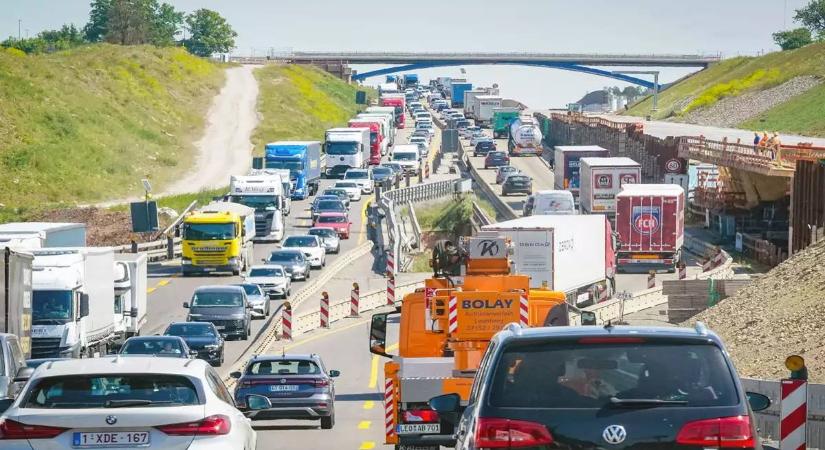 Tömeges káoszt okozott a Google Maps hibája a német autópályákon
