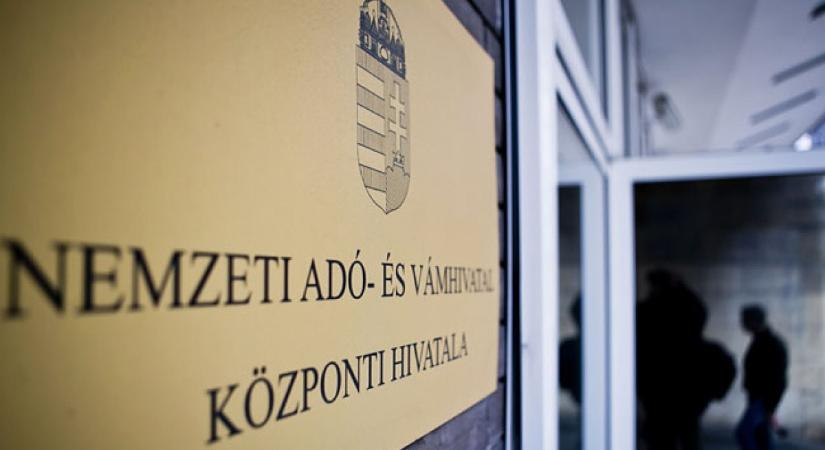 A NAV értesíti az érintett vállalkozásokat az élelmiszerlánc-felügyeleti díj bevallásról