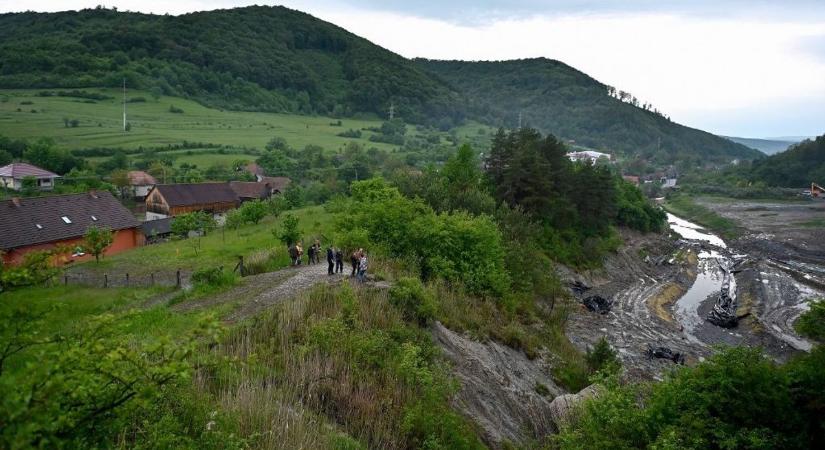 "Ezreket érint, és megelőzhető lett volna” – Parajdon ígért kártérítést és segítséget az új román elnök