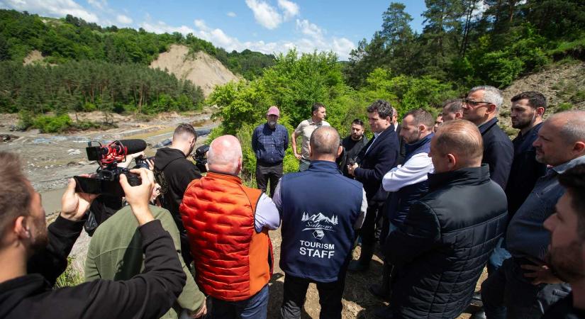 Kelemen Hunor az államfői látogatás után: szolidaritásból és együttérzésből látogatott el Parajdra Nicușor Dan