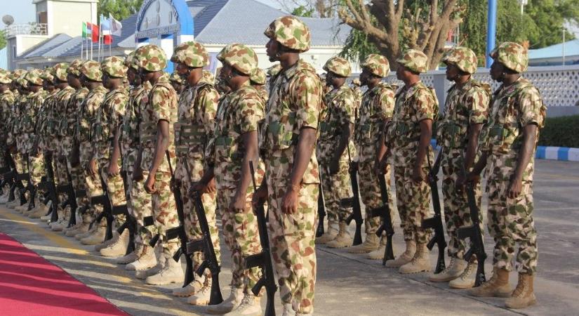 Légi és szárazföldi offenzívában csapott le a nigériai hadsereg a Boko Haramra