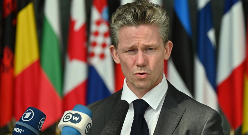 Svédország masszívan megemeli a védelmi kiadásait