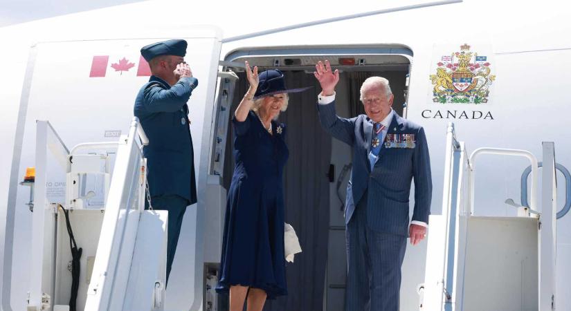 Kókuszlevél-kalap, Rolls-Royce: listázta a brit uralkodóház az elmúlt években kapott koronázási ajándékokat