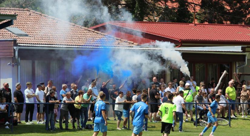 Duplázott a Dombóvár FC, a bajnoki cím mellett a kupát is elhódította!