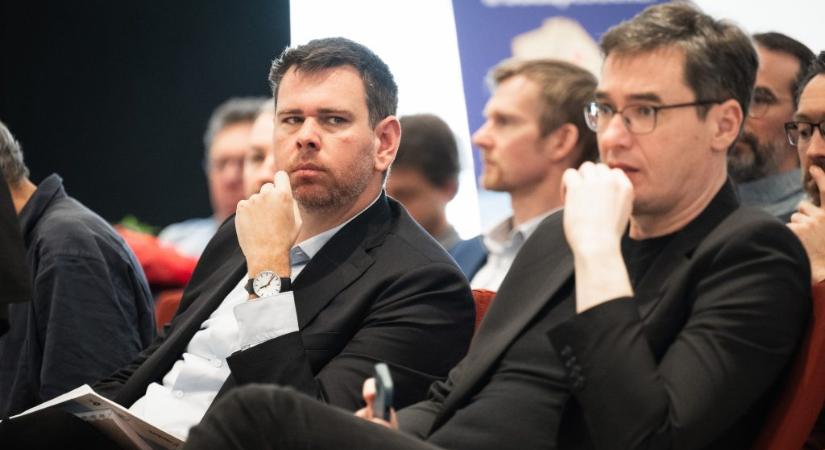 Vitézy Dávid: Egy csapdával hozná előbbre a kormány Budapest csődjét
