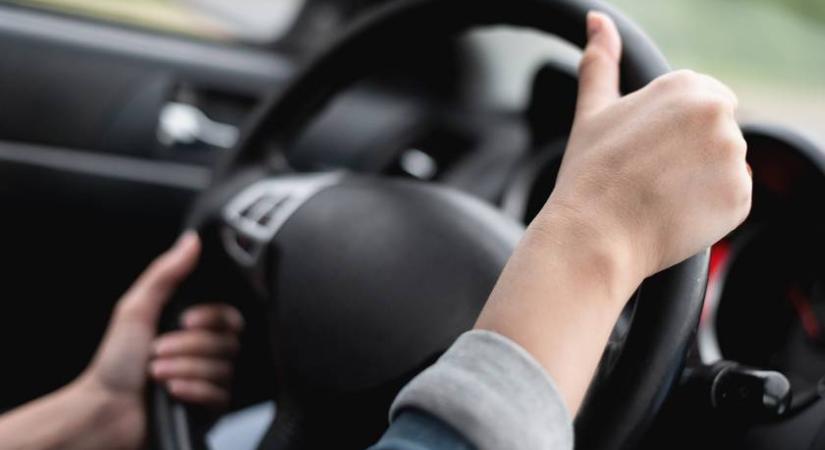 Különleges jelenség várható a magyar utakon a következő hónapokban: minden autósnak vigyáznia kell