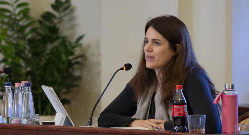 Nyolc millió forintos Rolexet fotóztak le egy Tiszás képviselő csuklóján