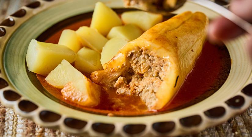 Töltött paprika darált hússal és bulgurral