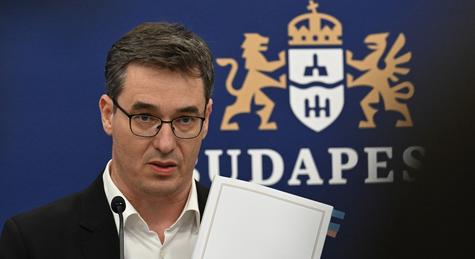 Karácsony: Ha borul az asztal, minden is előfordulhat, és ha kell, „harcba hívja” a budapestieket