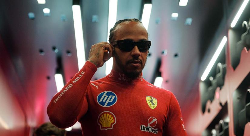 Hamilton magasra céloz, a dobogó a cél Spanyolországban